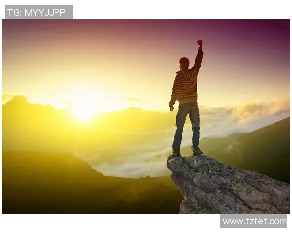 足球大师球星的传奇之路：从绿茵场到全球荣耀的辉煌历程